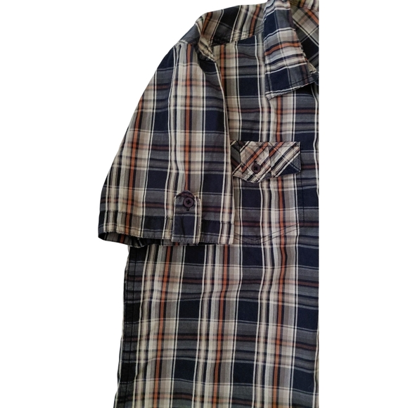 Men's Casual Plaid Button-Down Shirt - Black and Orange - Picture 5 of 10
